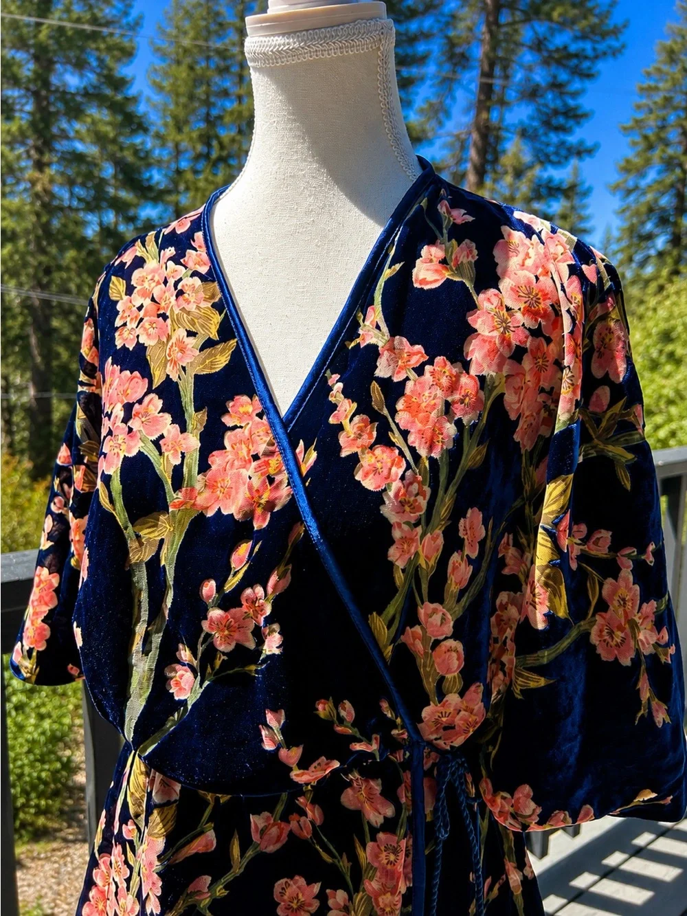 Nostalgia Velvet Floral Wrap Kimono Top Cherry Blossom Pink Navy Blue Size M